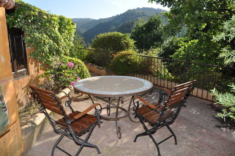 Chateau Hotel La Vignette Haute Auribeau-sur-Siagne Екстериор снимка